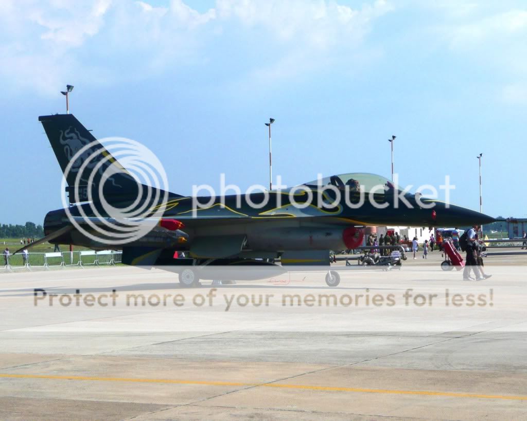 F-16.jpg