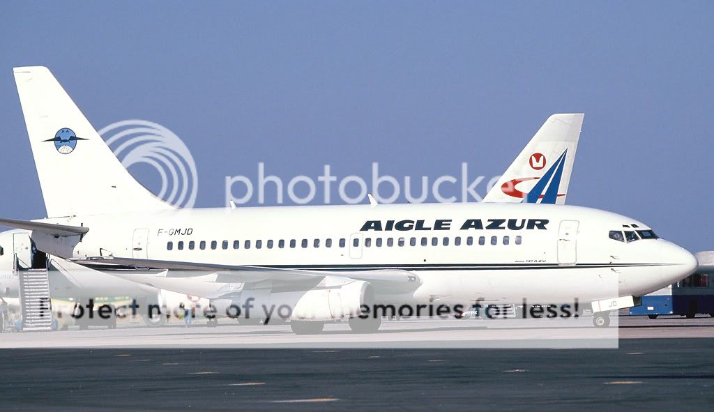 046-AIGLEAZUR-F-GMJD-B737.jpg