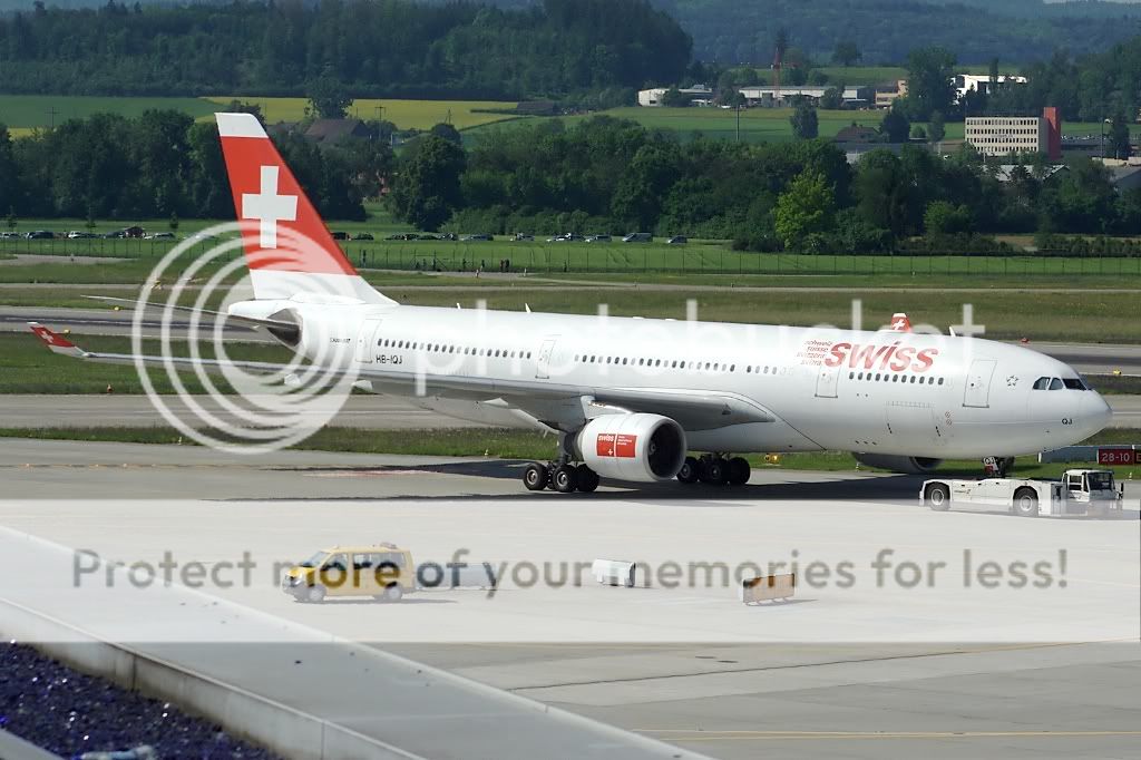 HB-IQJZrh1705a.jpg