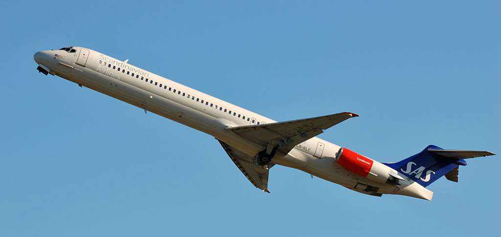 2_md82sas.jpg