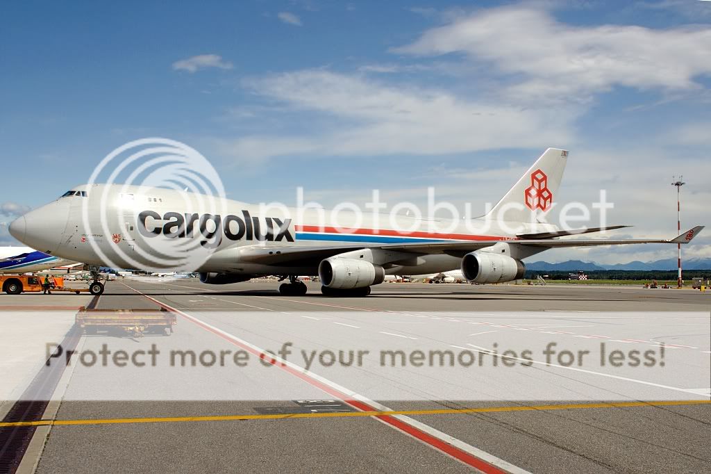 LX-UCVMxp1807.jpg