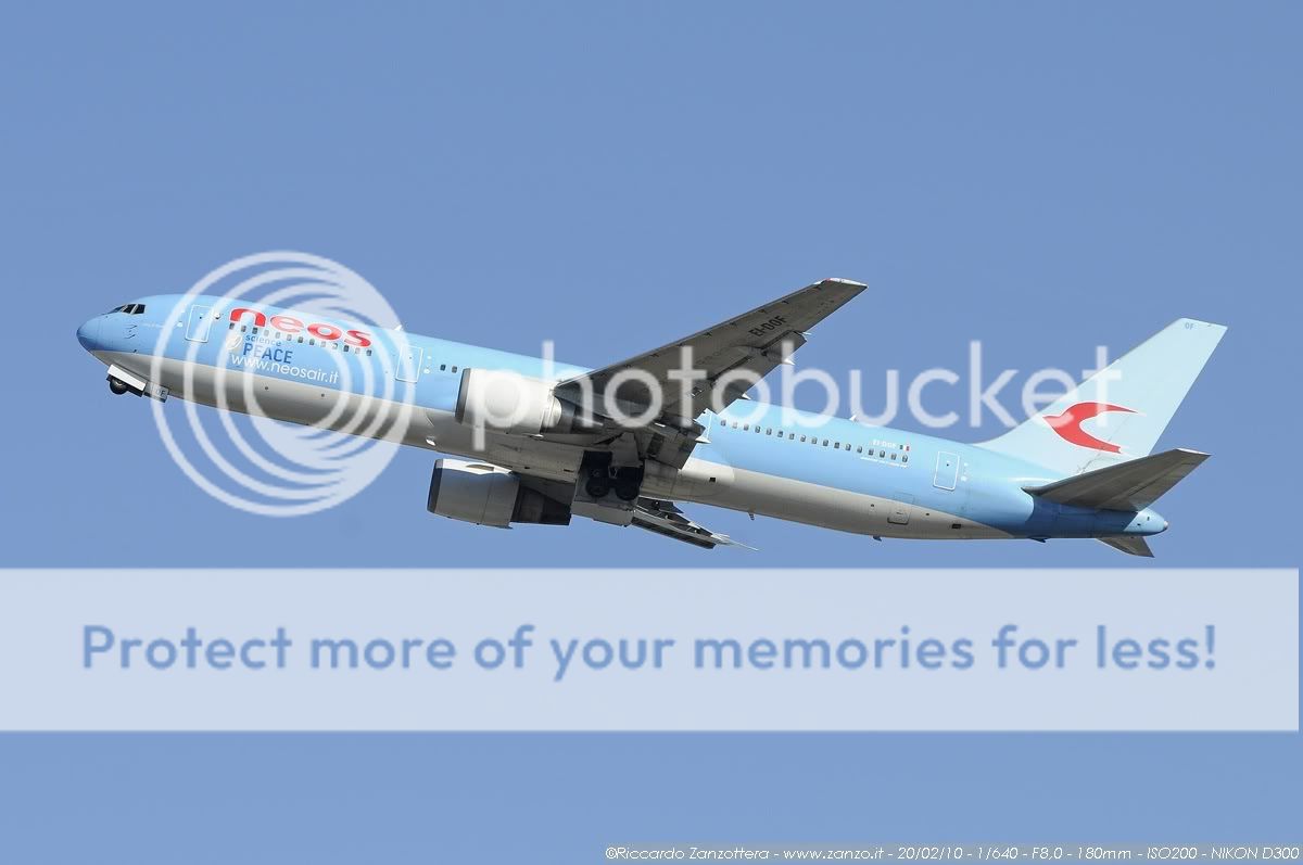 Neos_EI-DOF_B767_BSC61073_20022010_.jpg