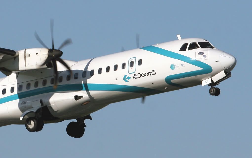 013-AIRDOLOMITI-I-ADCE-ATR721.jpg