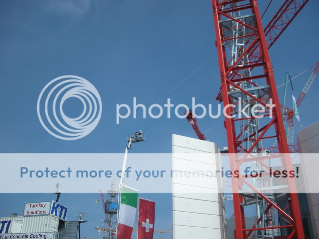 bauma037.jpg