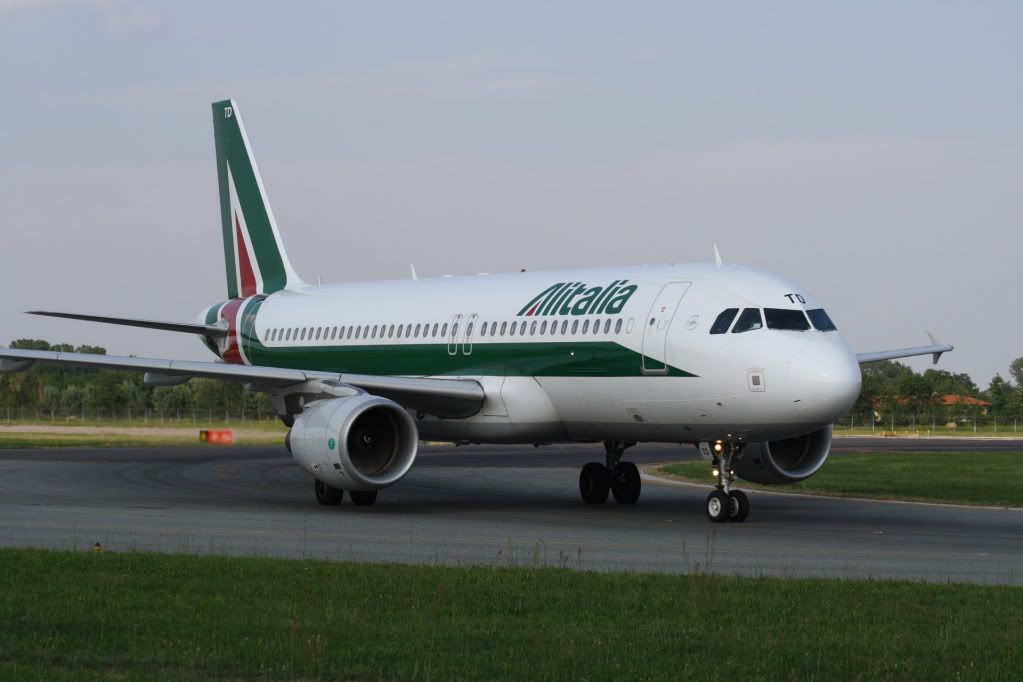 A320Alitalia2-1.jpg