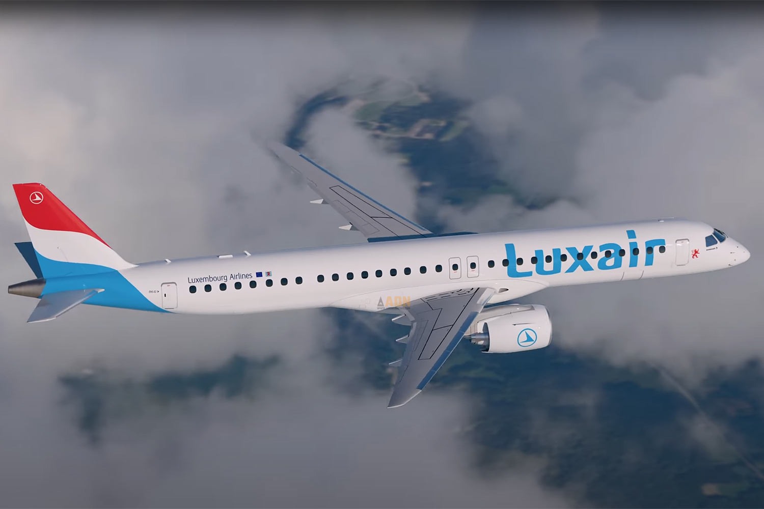 luxair-e2-new-livery.jpg
