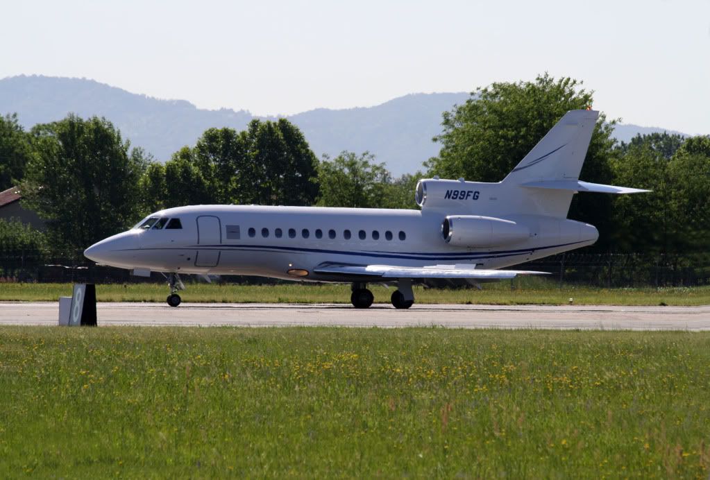 Bizjet2JPG.jpg