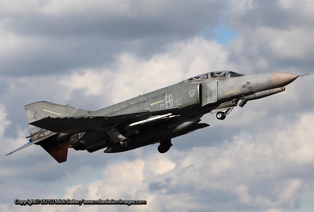 MBAviationImagesETNTQRADepSecondWaveSechsFr.jpg