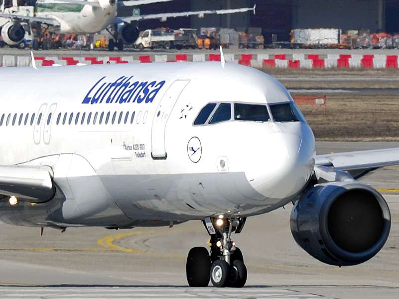 a320ldlh3fn.jpg