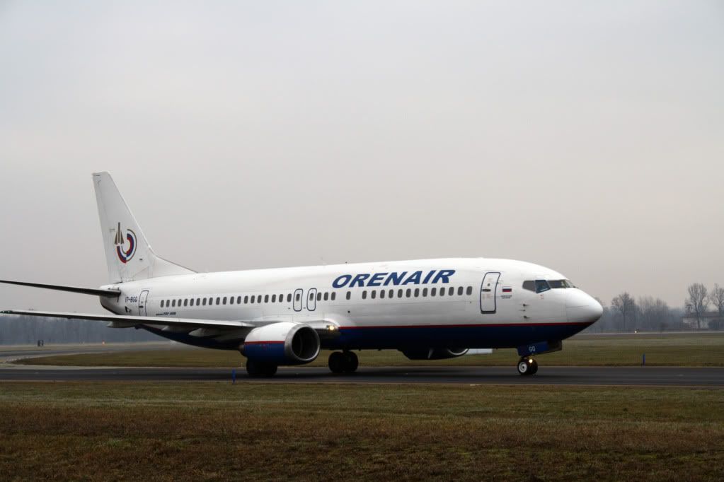 737-400Orenaircopy.jpg