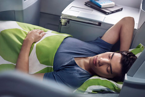 Finnair-business-fully-flat-seat.jpg