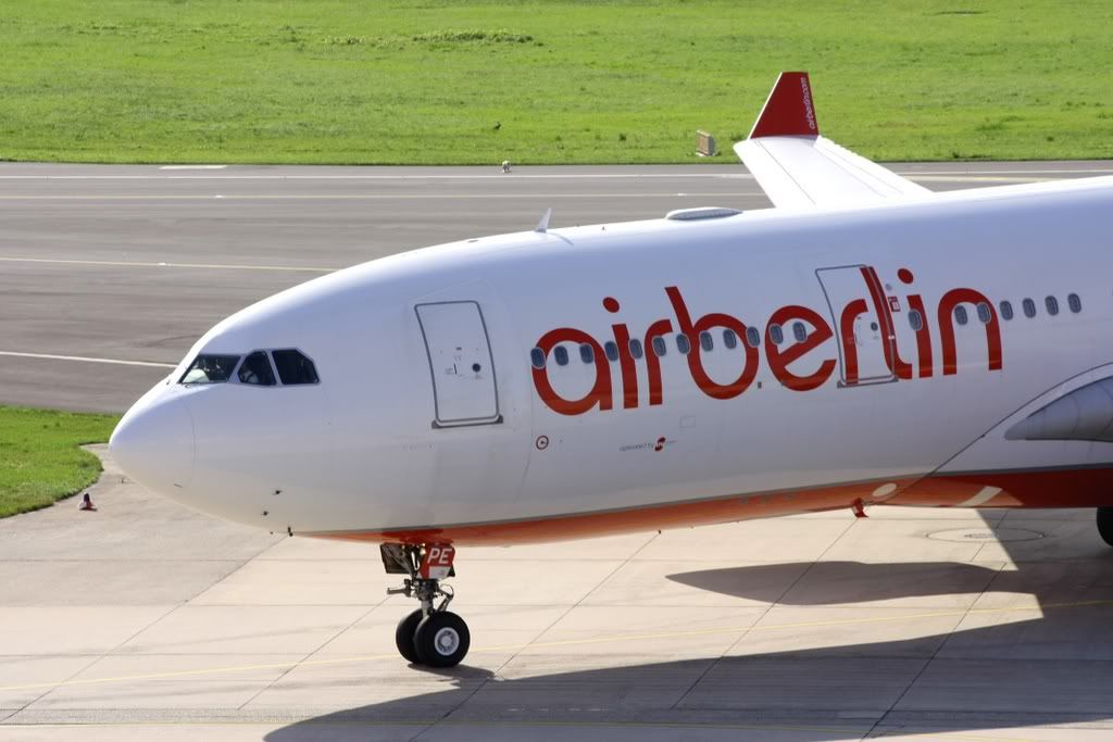 dus8-1.jpg