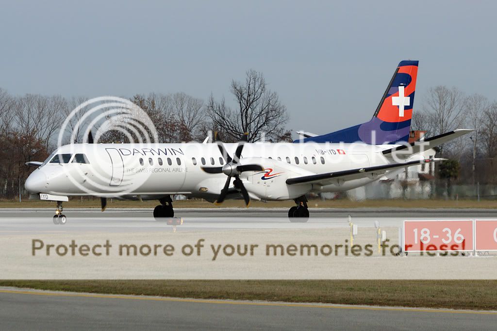 HB-IYDTrn2802.jpg