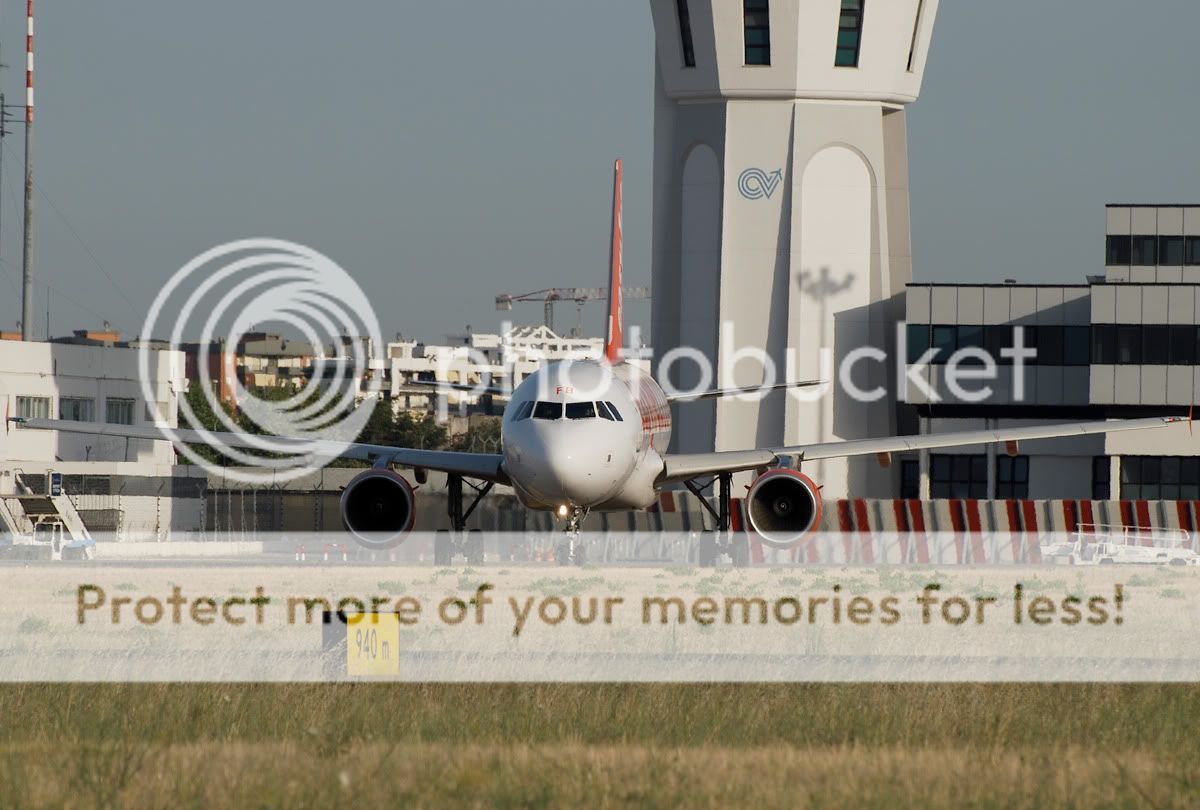 G-EZFB2.jpg