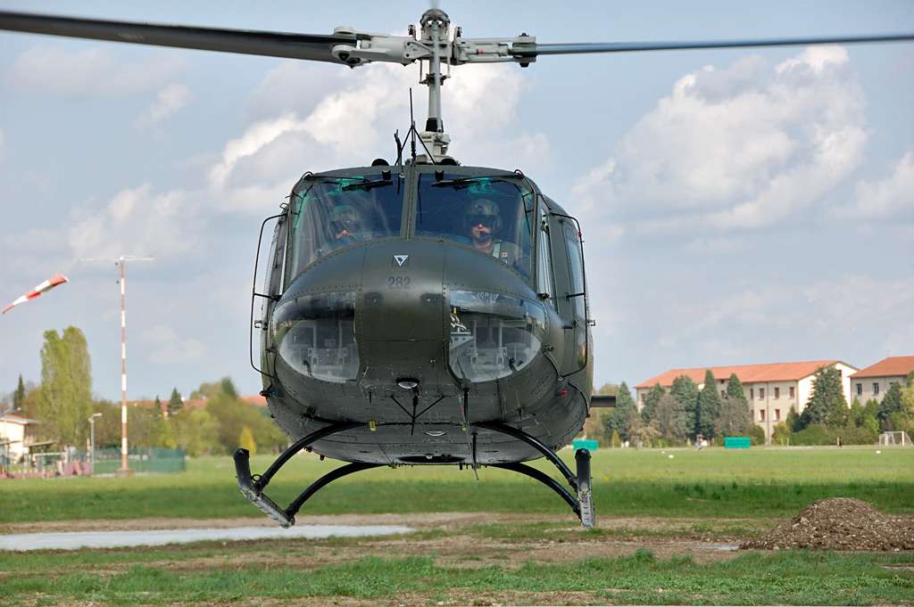 ab205_land.jpg