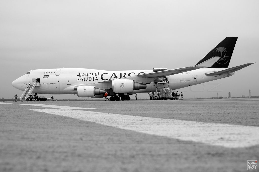 DRK-Flug_SXF_GEP_CHROSZCZ_8.jpg