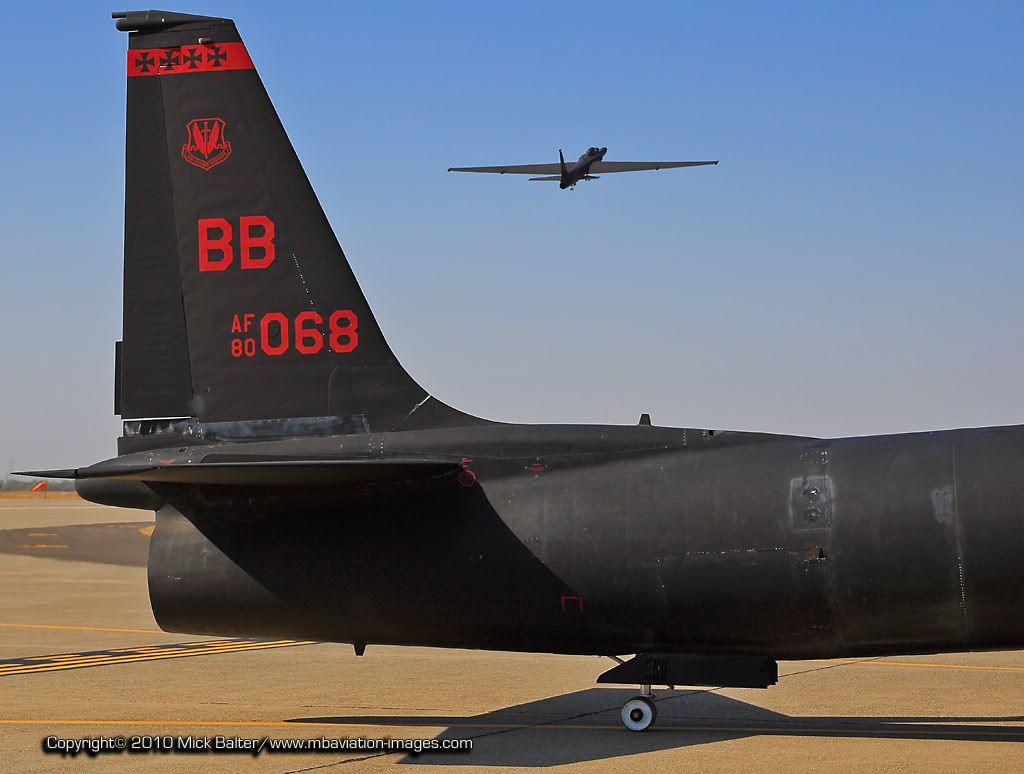 MBAviationImagesBealeTailDepFr.jpg