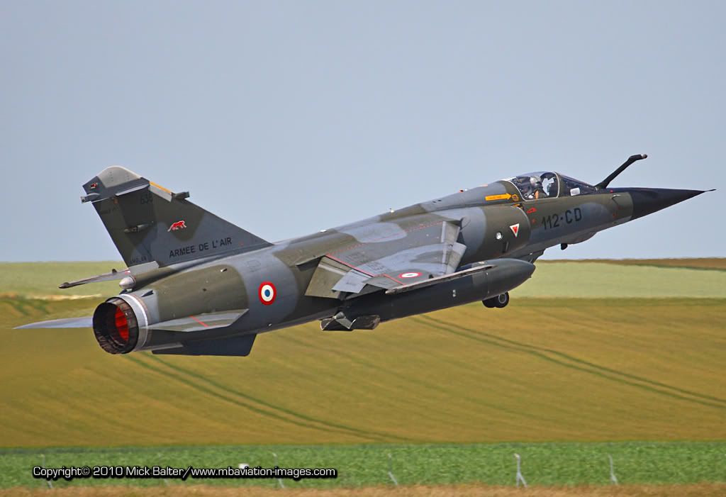 MBAviationImagesReimsCRRwyDepDreiFr.jpg