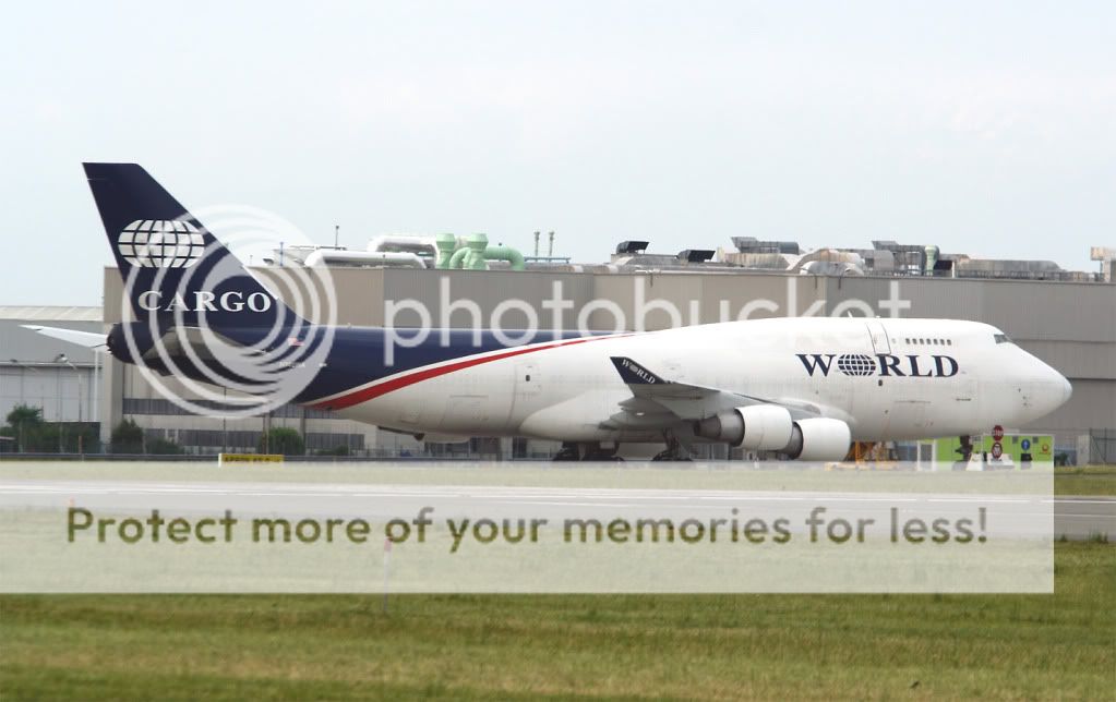 010-WORLDAWCAARGO-N-740WA-B744F.jpg