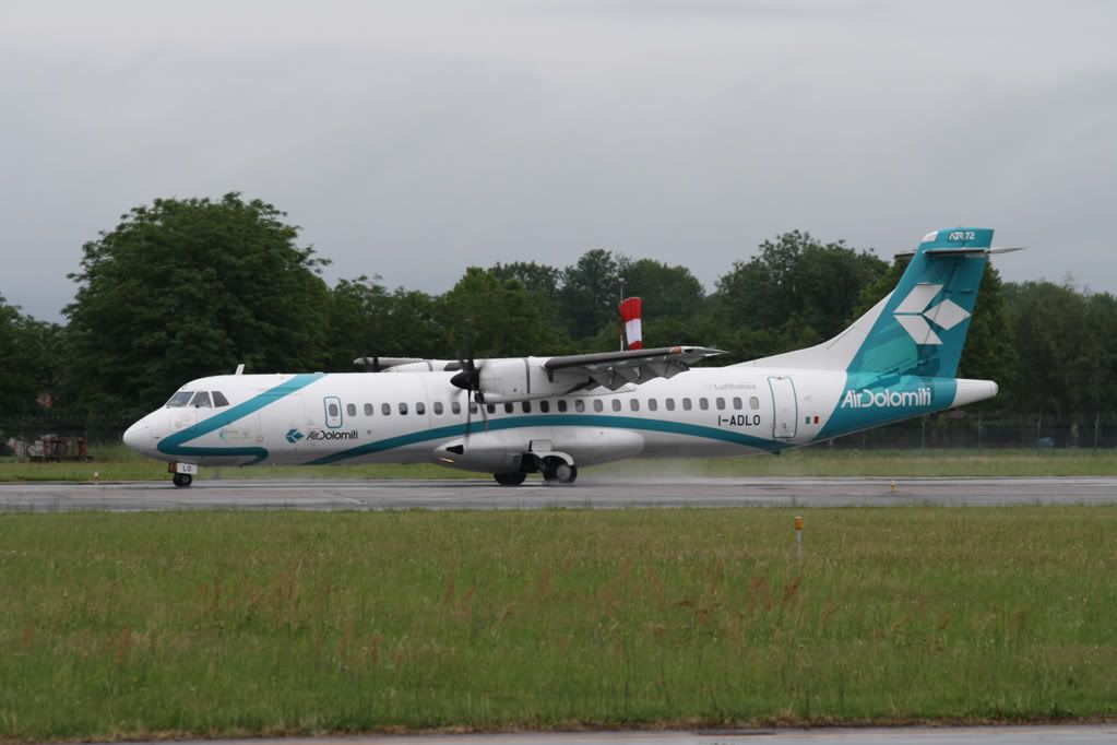 ATR72AirDolomiticopy.jpg