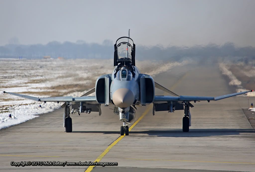 MBAviationImagesWittmundNachtflugTw.jpg