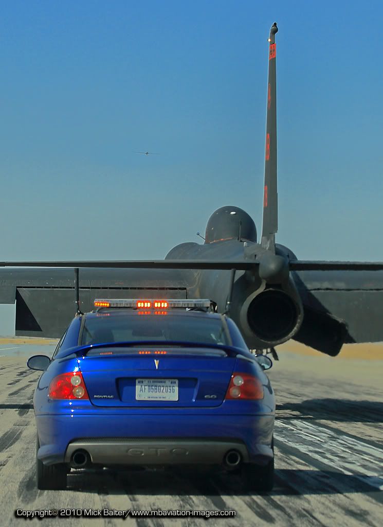 MBAviationImagesDragonChaseSechsFr.jpg