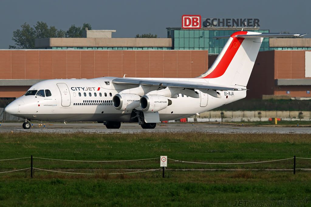 LIN1007_08_EI-RJA.jpg