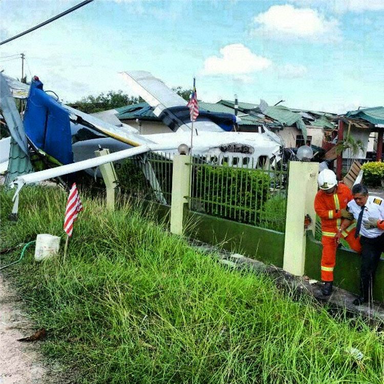 maswings_dhc6_9m-mdm_kudat_131010_2.jpg