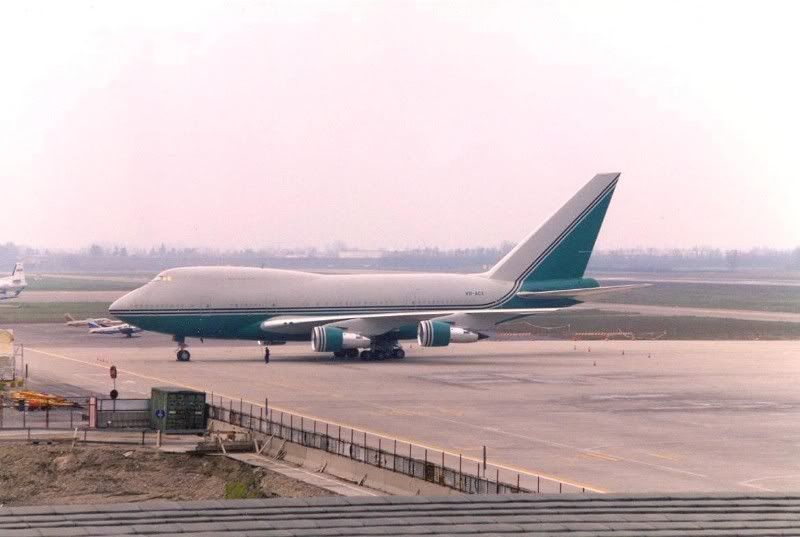 747_Sp_Sultan_Brunei.jpg
