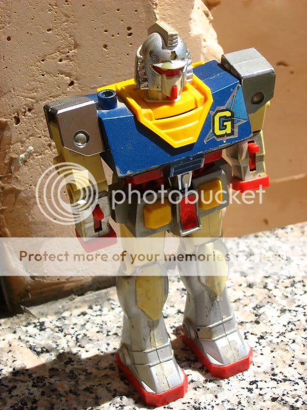 gundam001.jpg
