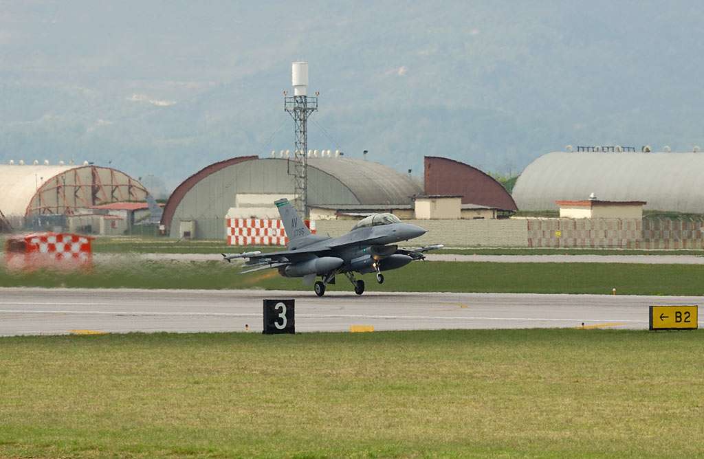 f16_toff1.jpg