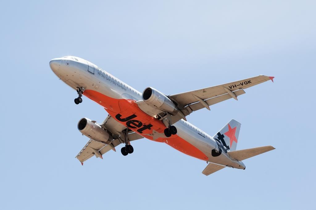JETSTAR320-232VH-VQK_zps7a95a678.jpg