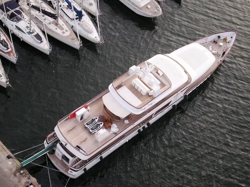 YACHT.jpg