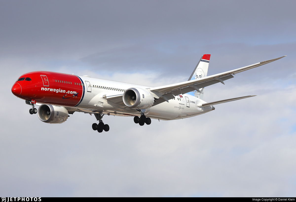 www.flightradar24.com