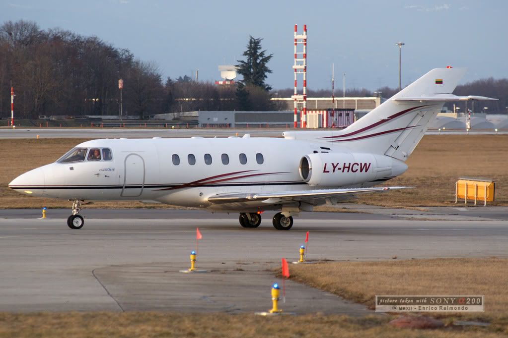 Hawker-800-CharterJets-Ginevra.jpg