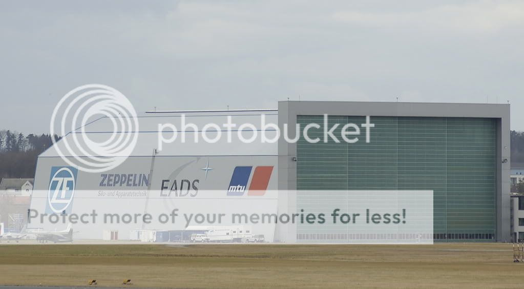Hangar.jpg