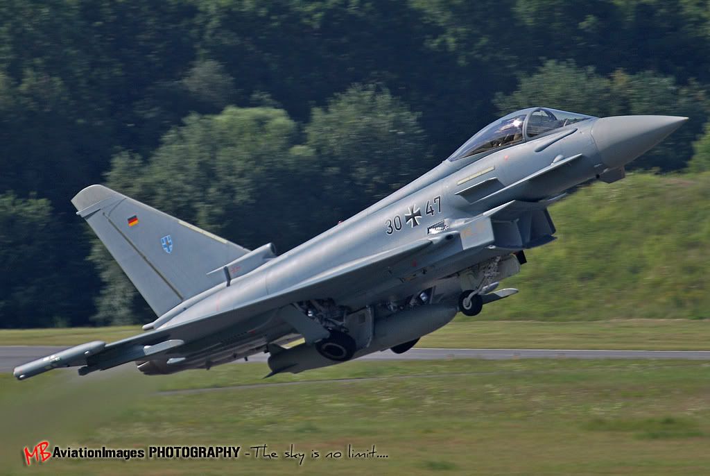 MBAviationImagesETNLTowerDepDreiFr.jpg