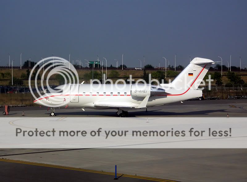 D-AHEIvrn.jpg